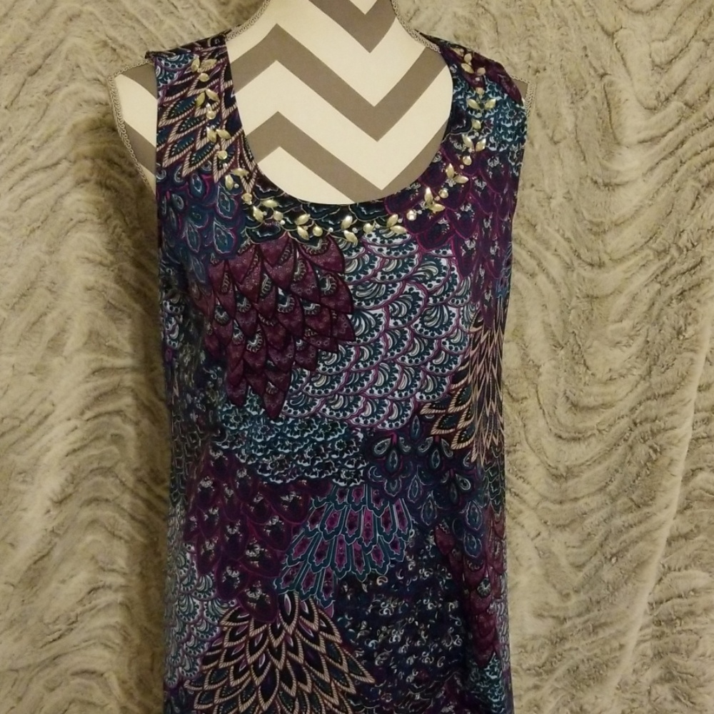 FINAL SALE 🛑M/L peacock colored tank top